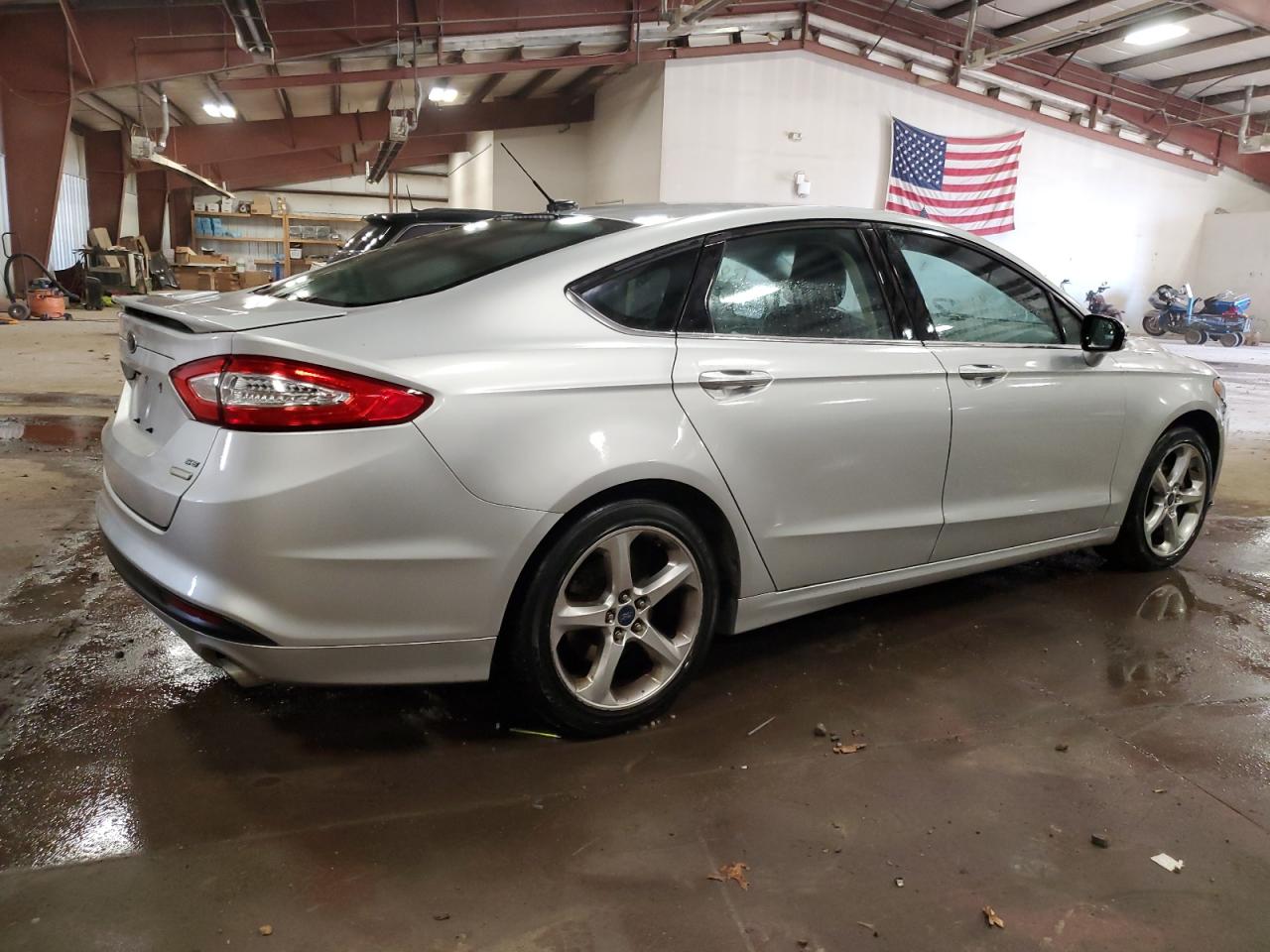 2016 Ford Fusion - Image 3