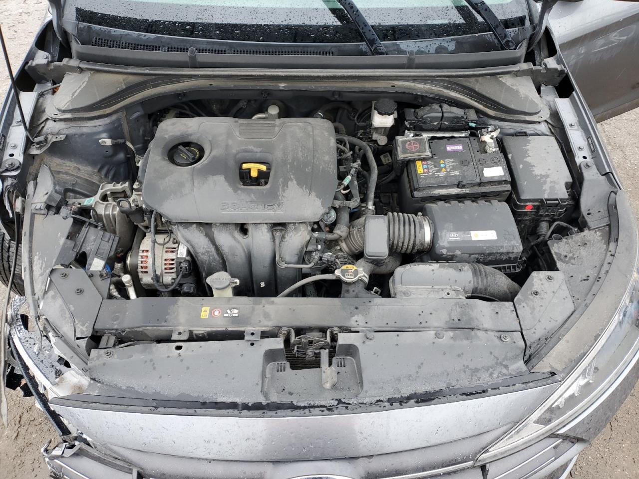 2019 Hyundai Elantra - Image 11