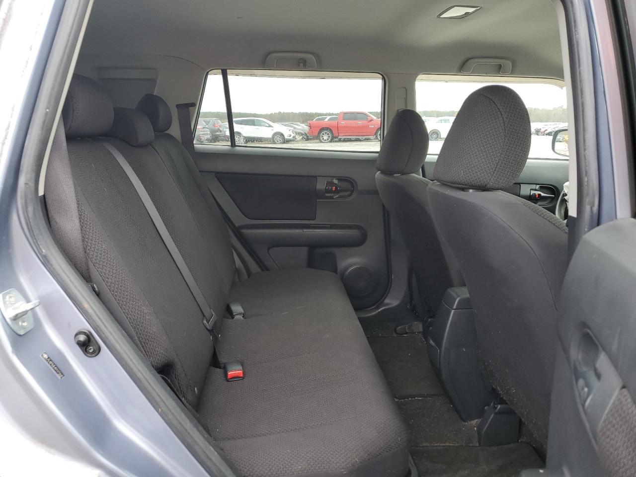 2009 Scion xB - Image 10