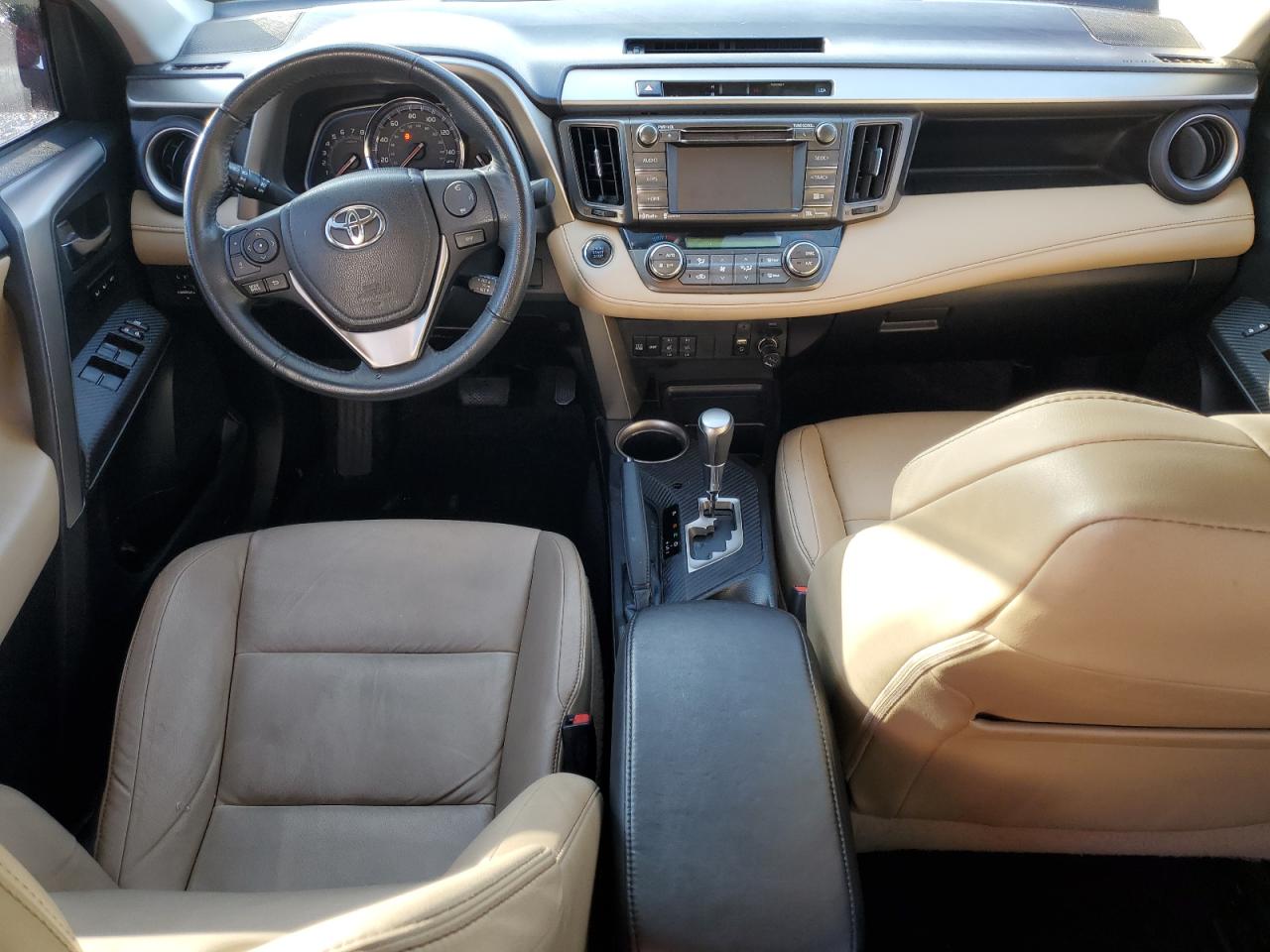 2015 Toyota RAV 4 - Image 8