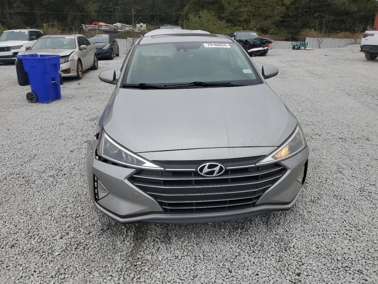 2020 Hyundai Elantra - Image 5