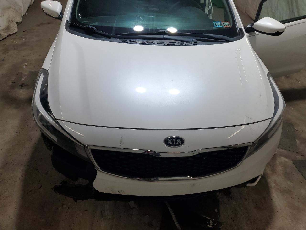 2018 Kia Forte Lx VIN: 3KPFL4A74JE231030 Lot: 81247914