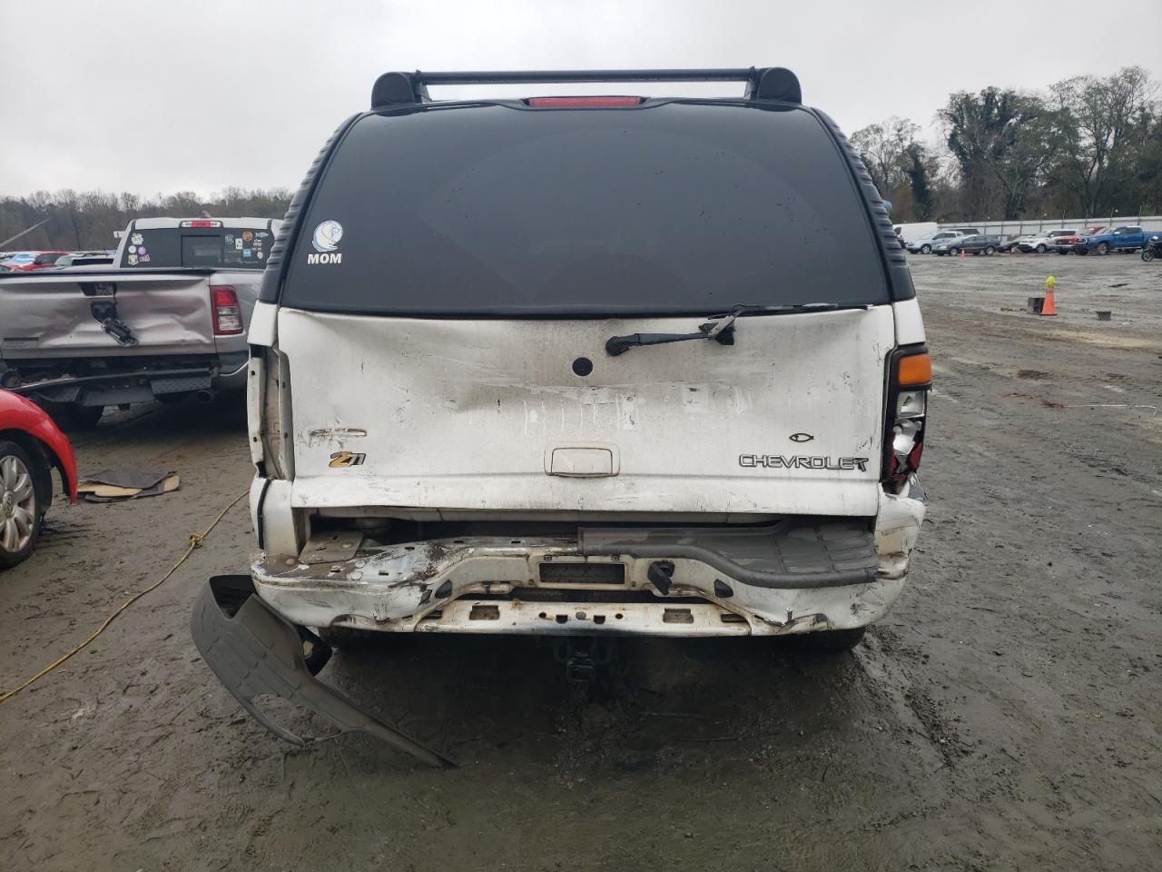2004 Chevrolet Tahoe - Image 6