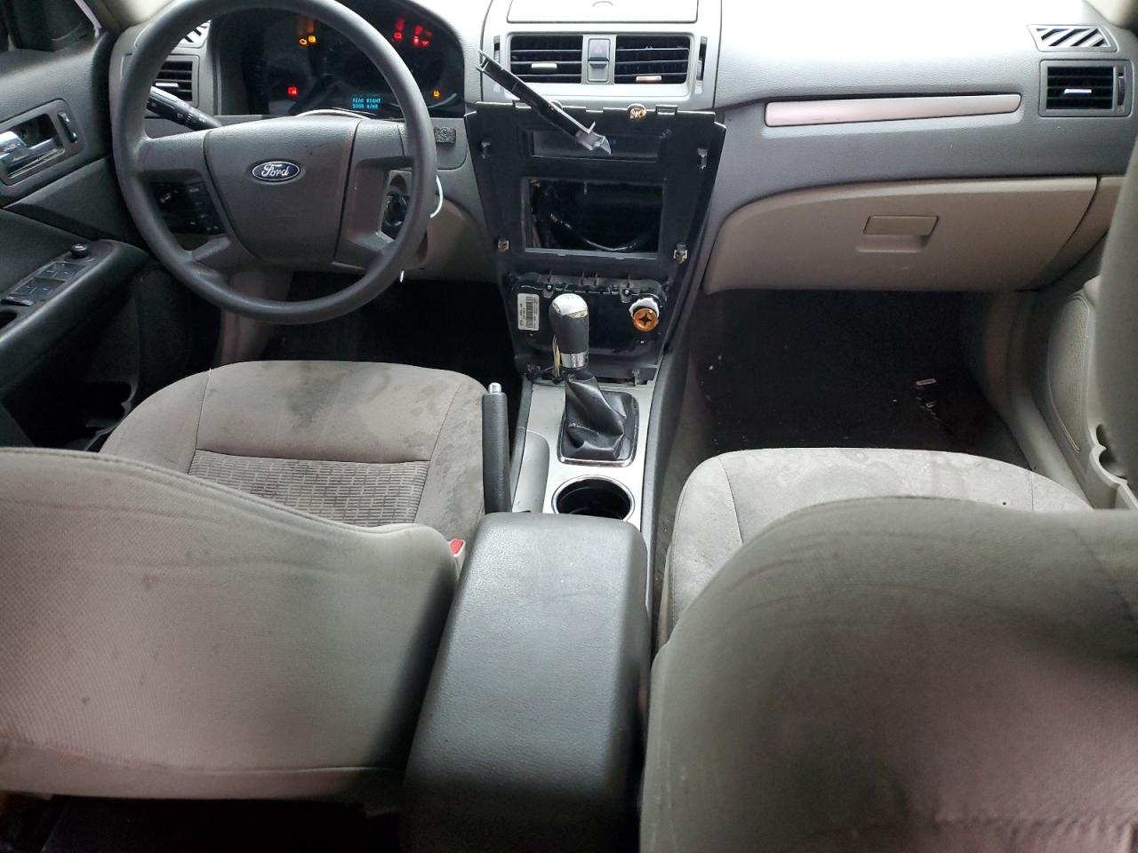 2010 Ford Fusion - Image 8