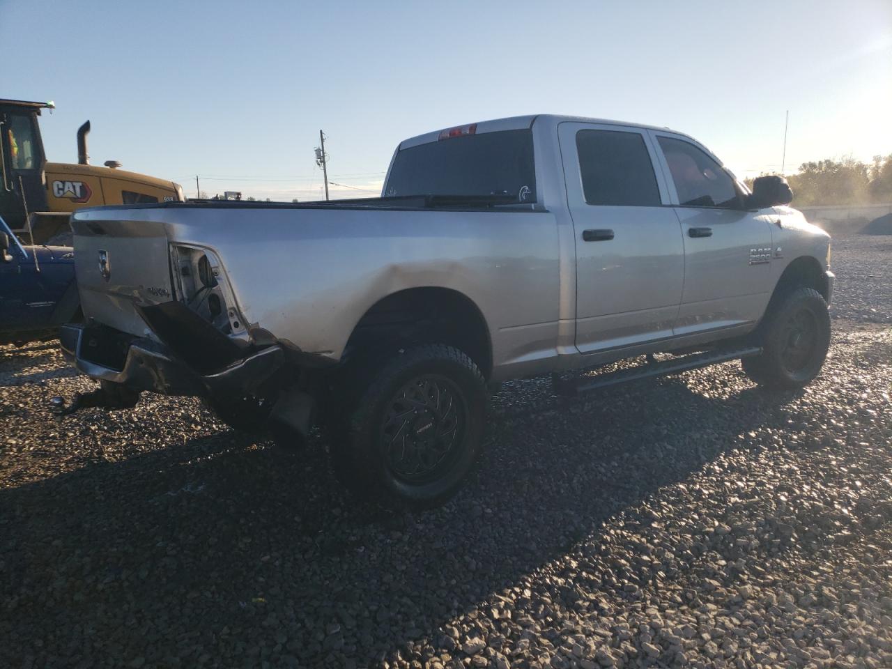 2016 RAM 2500 - Image 3