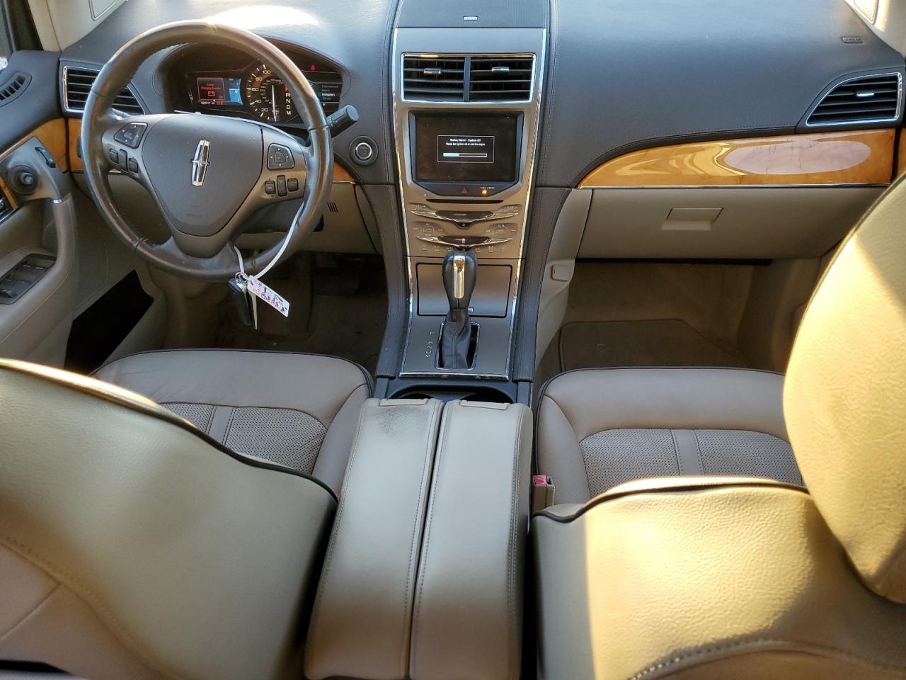 2012 Lincoln MKX - Image 8