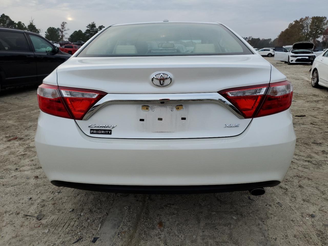 2016 Toyota Camry Le VIN: 4T1BF1FK3GU116846 Lot: 81413164