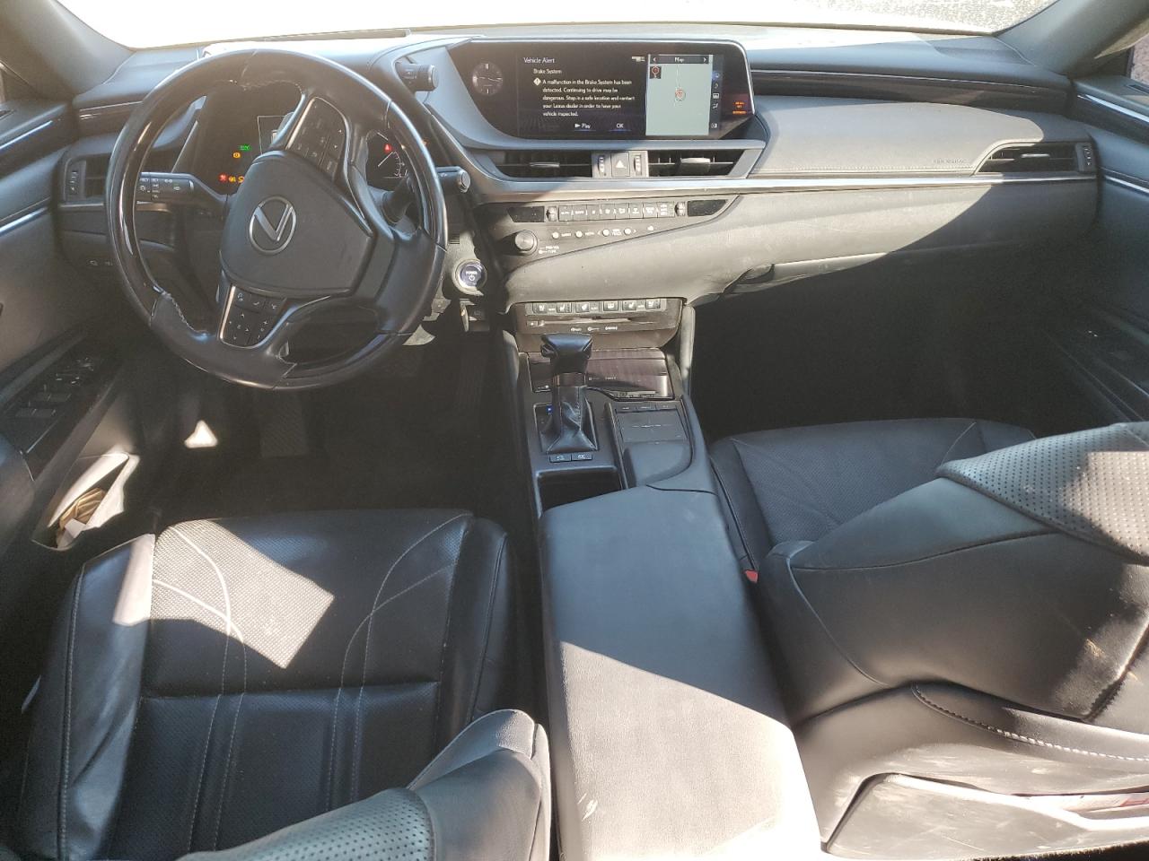 2019 Lexus ES - Image 8