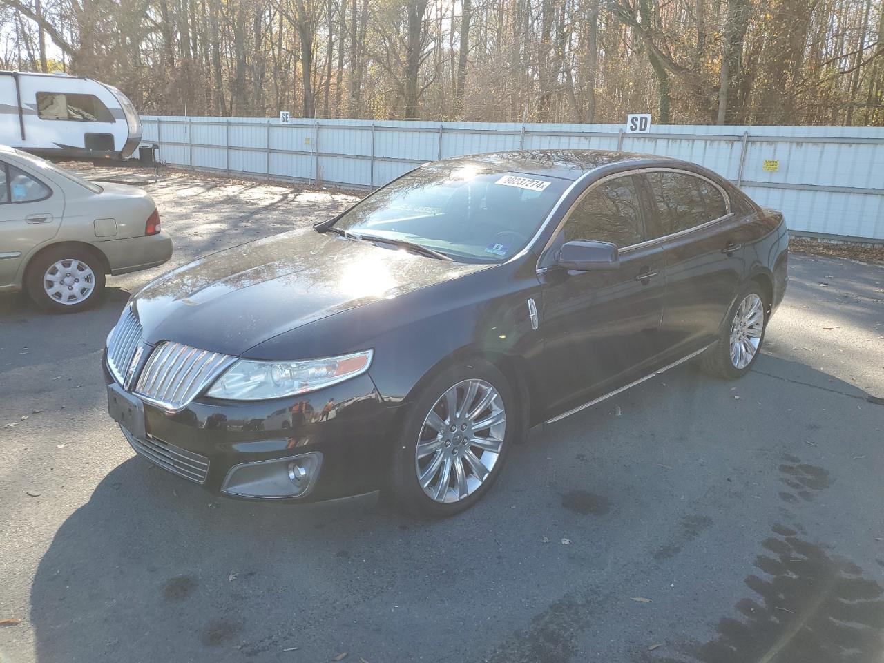 2009 Lincoln MKS - Image 1