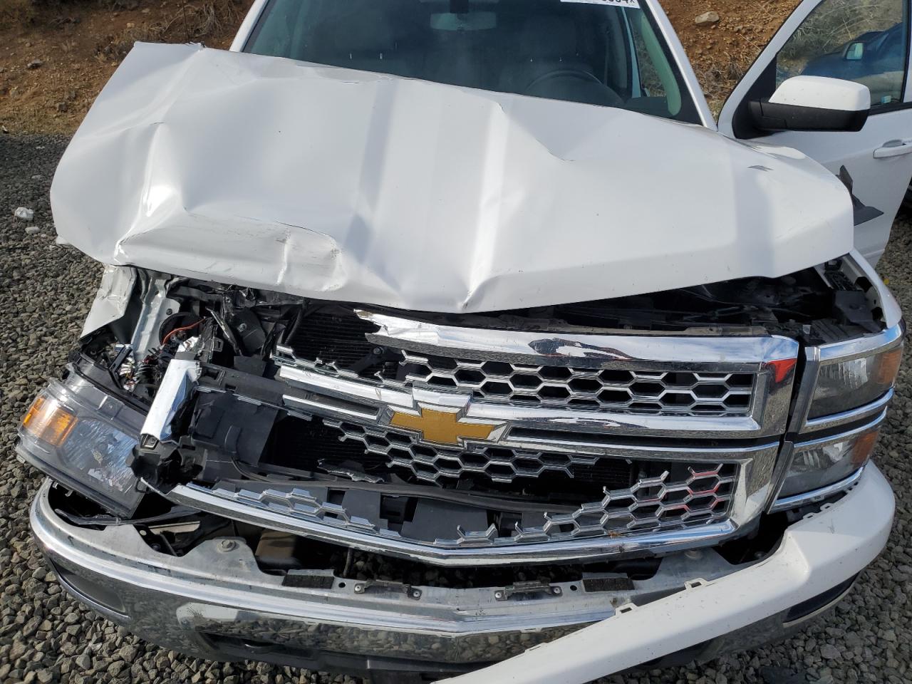 2015 Chevrolet Silverado - Image 11