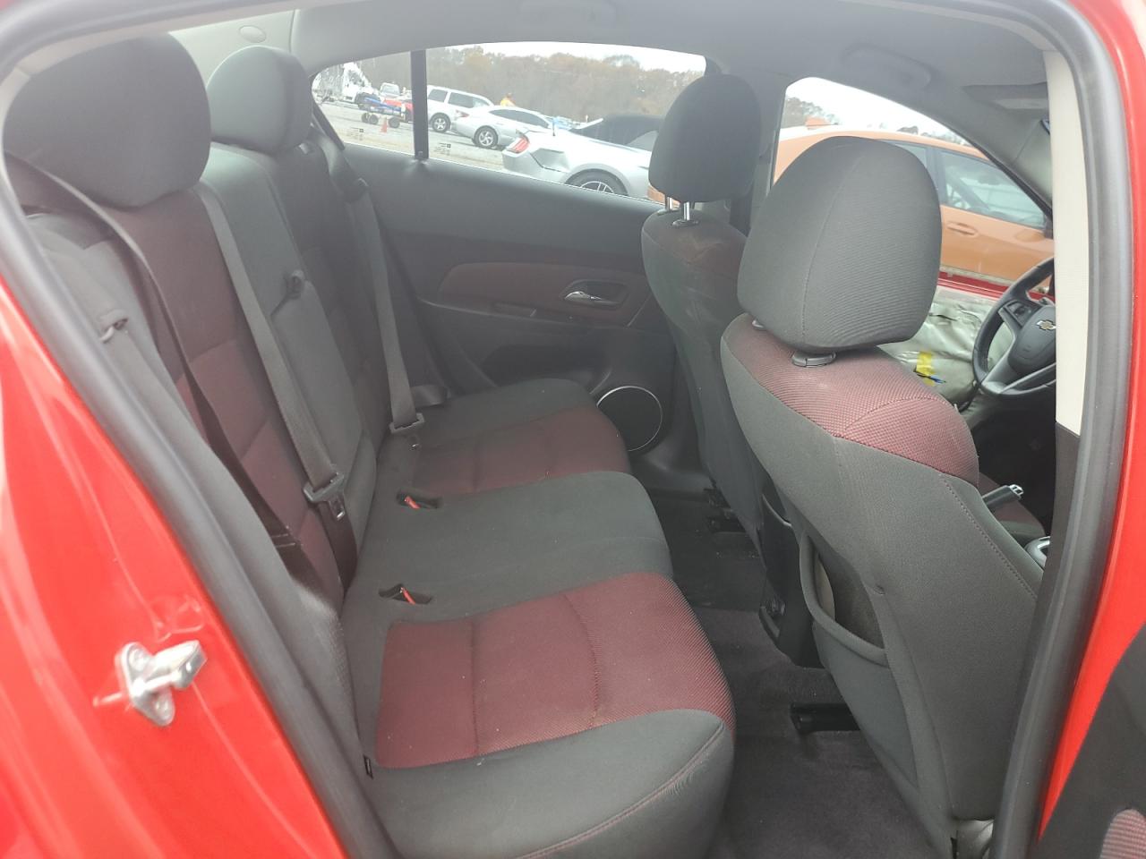 2012 Chevrolet Cruze - Image 10