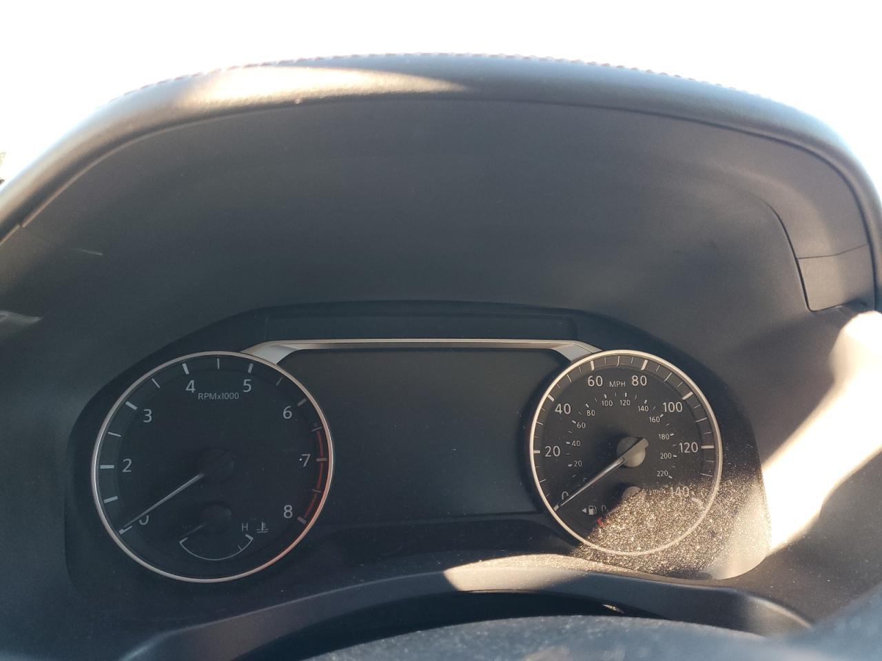 2021 Nissan Altima - Image 9
