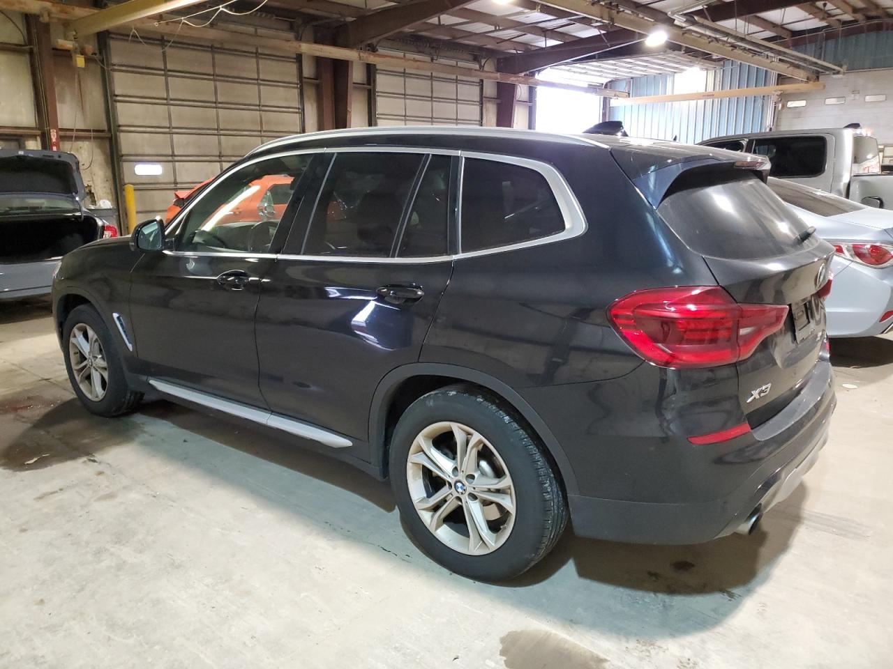 VIN 5UXTY5C00M9F21575 2021 BMW X3 no.2