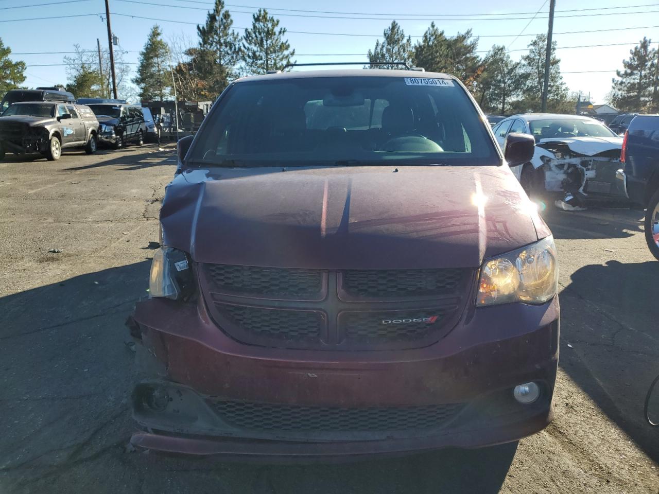 2019 Dodge Caravan - Image 5