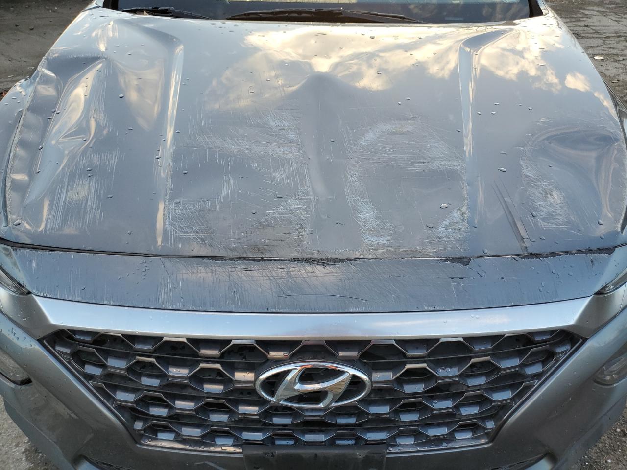 2020 Hyundai Santa Fe - Image 13