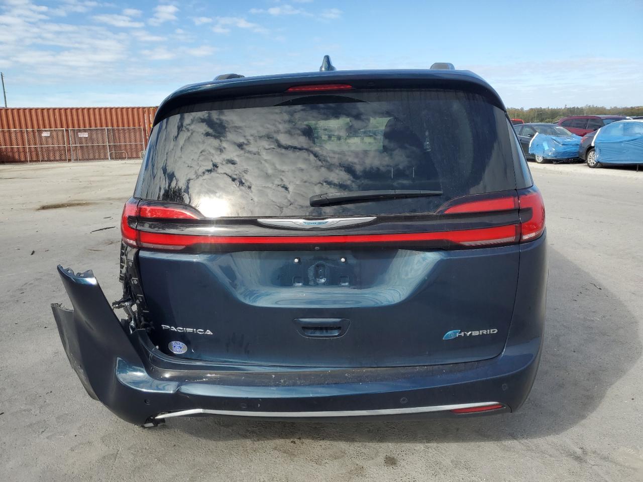 2021 Chrysler Pacifica Hybrid Touring L VIN: 2C4RC1L7XMR606057 Lot: 81350964