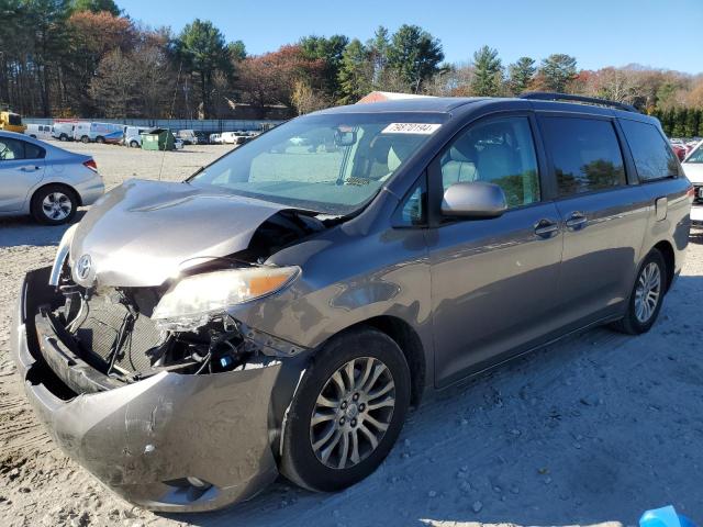 2012 Toyota Sienna Xle