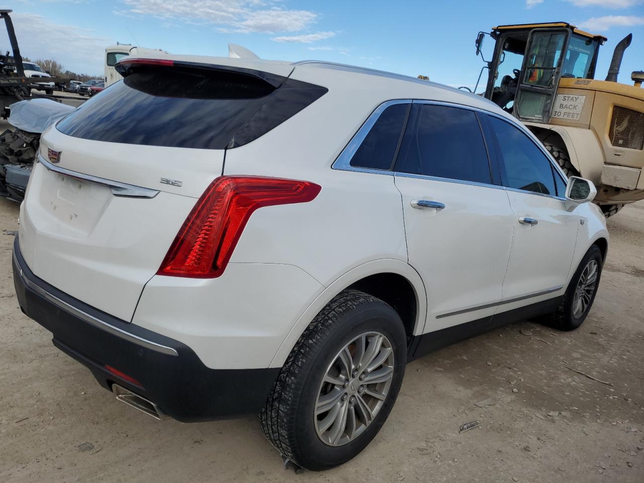 2017 Cadillac XT5 - Image 3