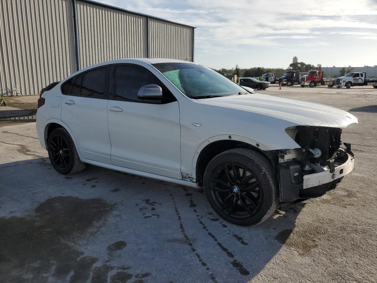 2017 BMW X4 - Image 4