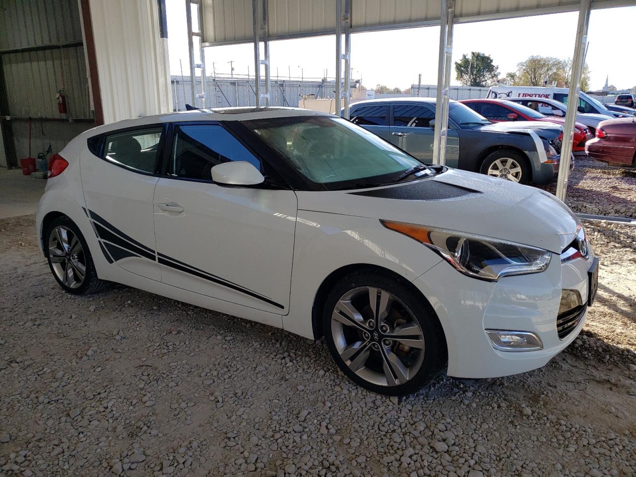 2016 Hyundai Veloster - Image 4