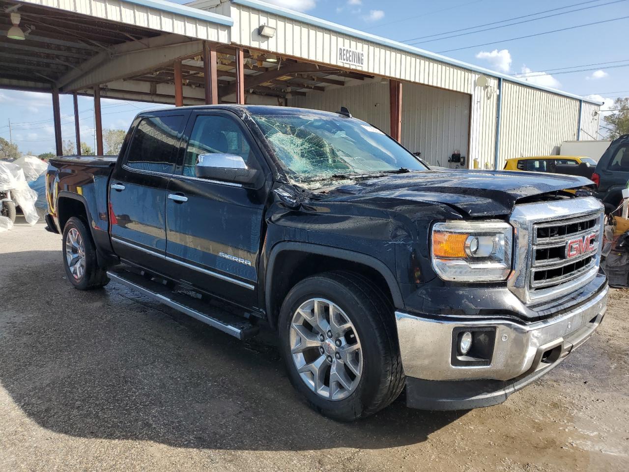 2015 GMC Sierra - Image 4