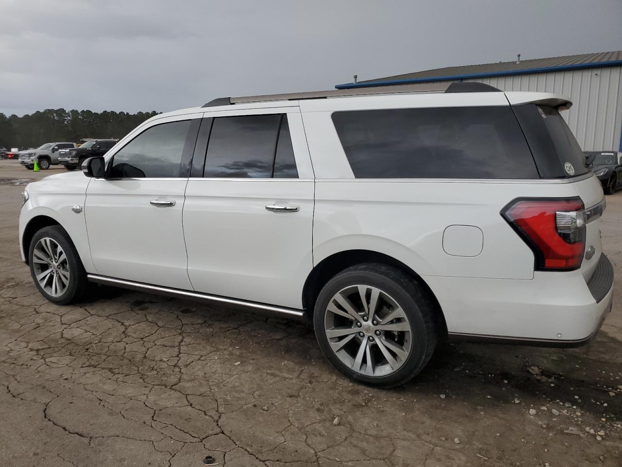 2020 Ford Expedition - Image 2
