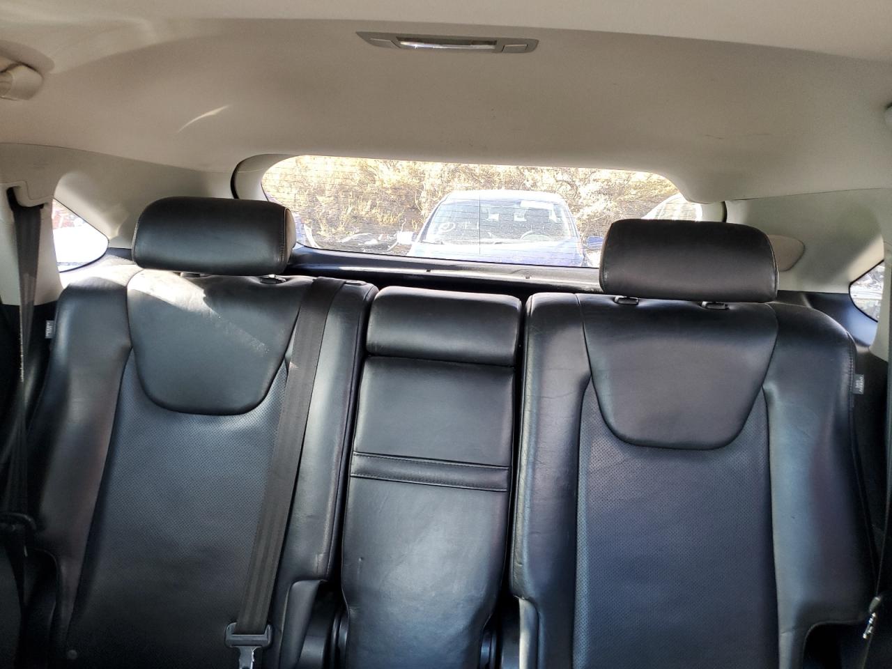 2010 Lexus RX - Image 10