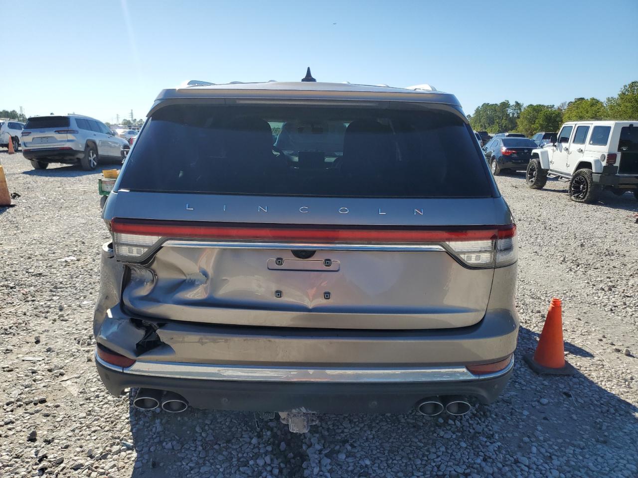 VIN 5LM5J7WC4MGL17718 2021 LINCOLN AVIATOR no.6