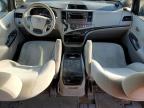 2014 TOYOTA SIENNA LE à vendre chez Copart ON - TORONTO