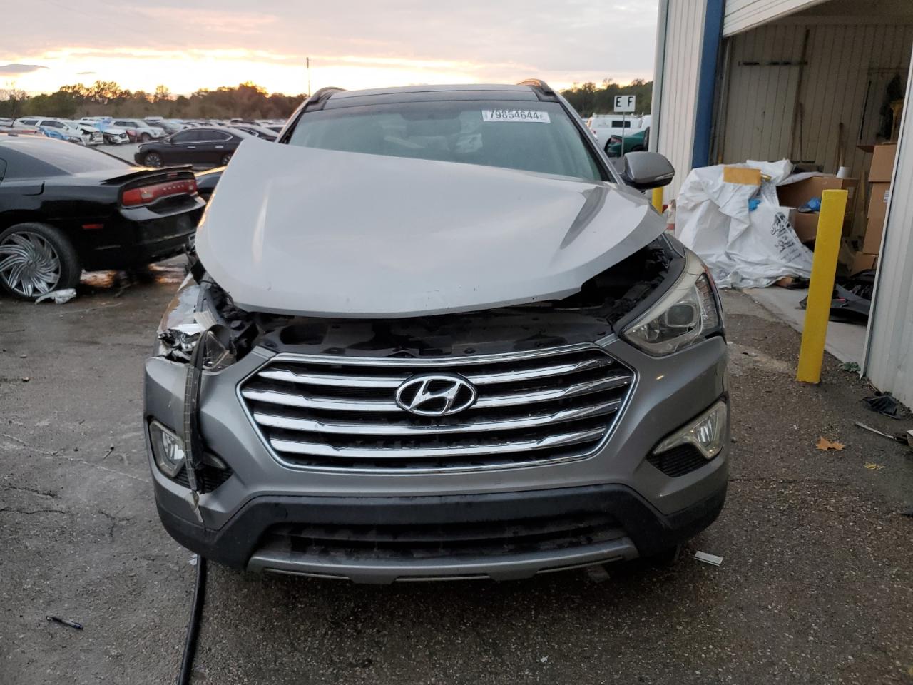 2015 Hyundai Santa Fe - Image 5
