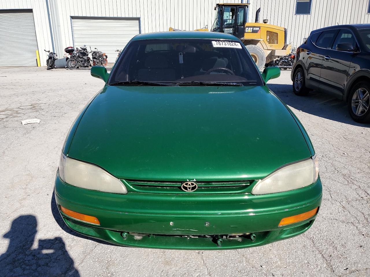 1996 Toyota Camry - Image 5
