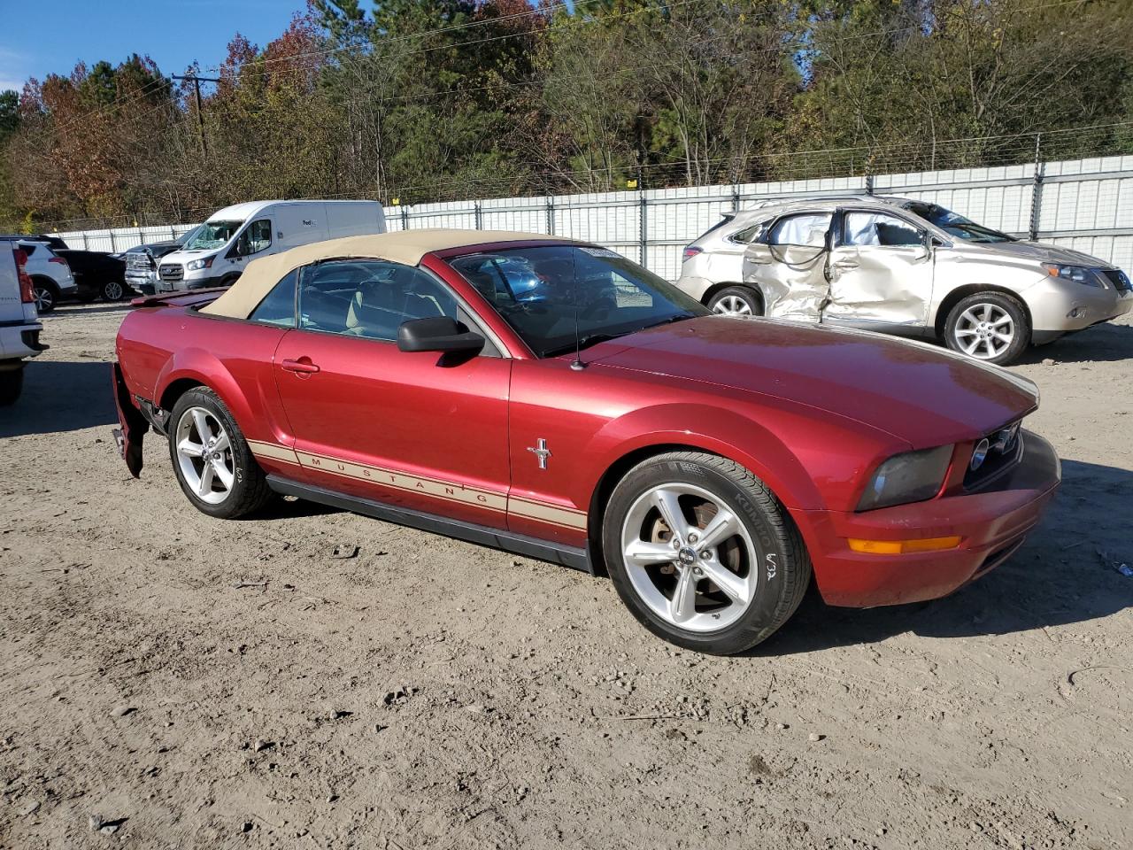2007 Ford Mustang - Image 4