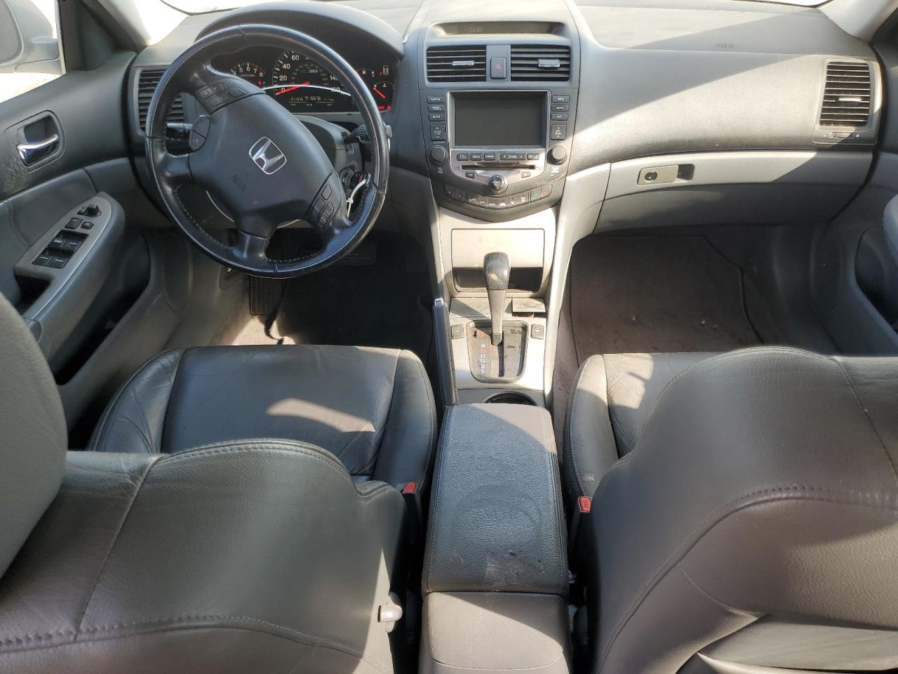 2006 Honda Accord - Image 8