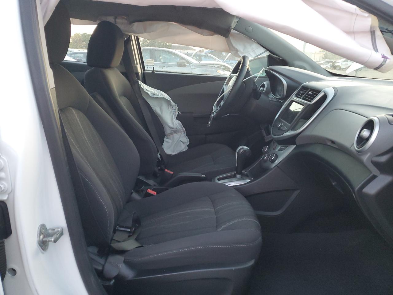 2018 Chevrolet Sonic - Image 7