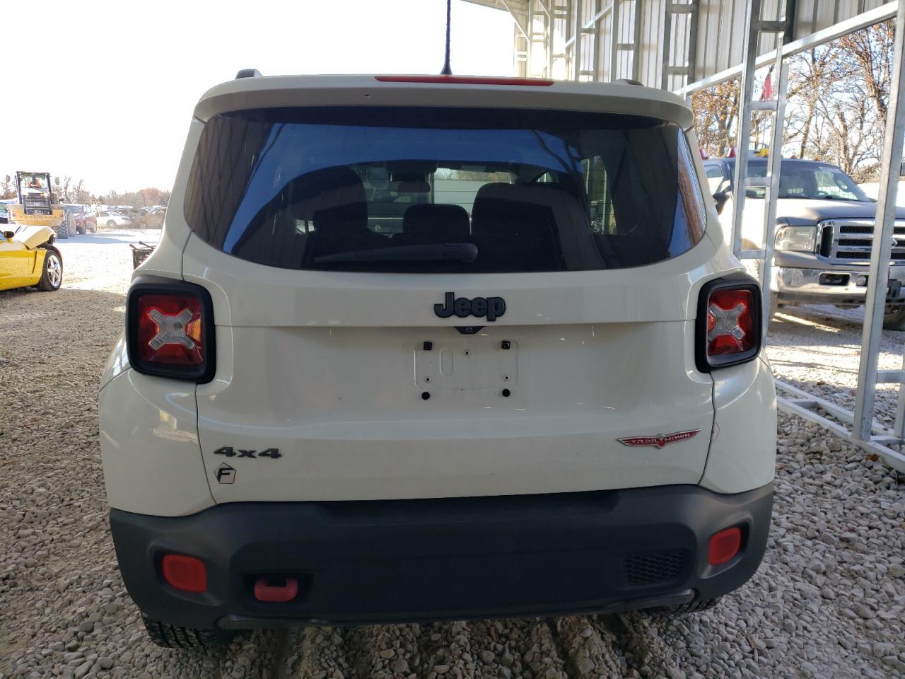 VIN ZACCJBCT7FPB46278 2015 JEEP RENEGADE no.6