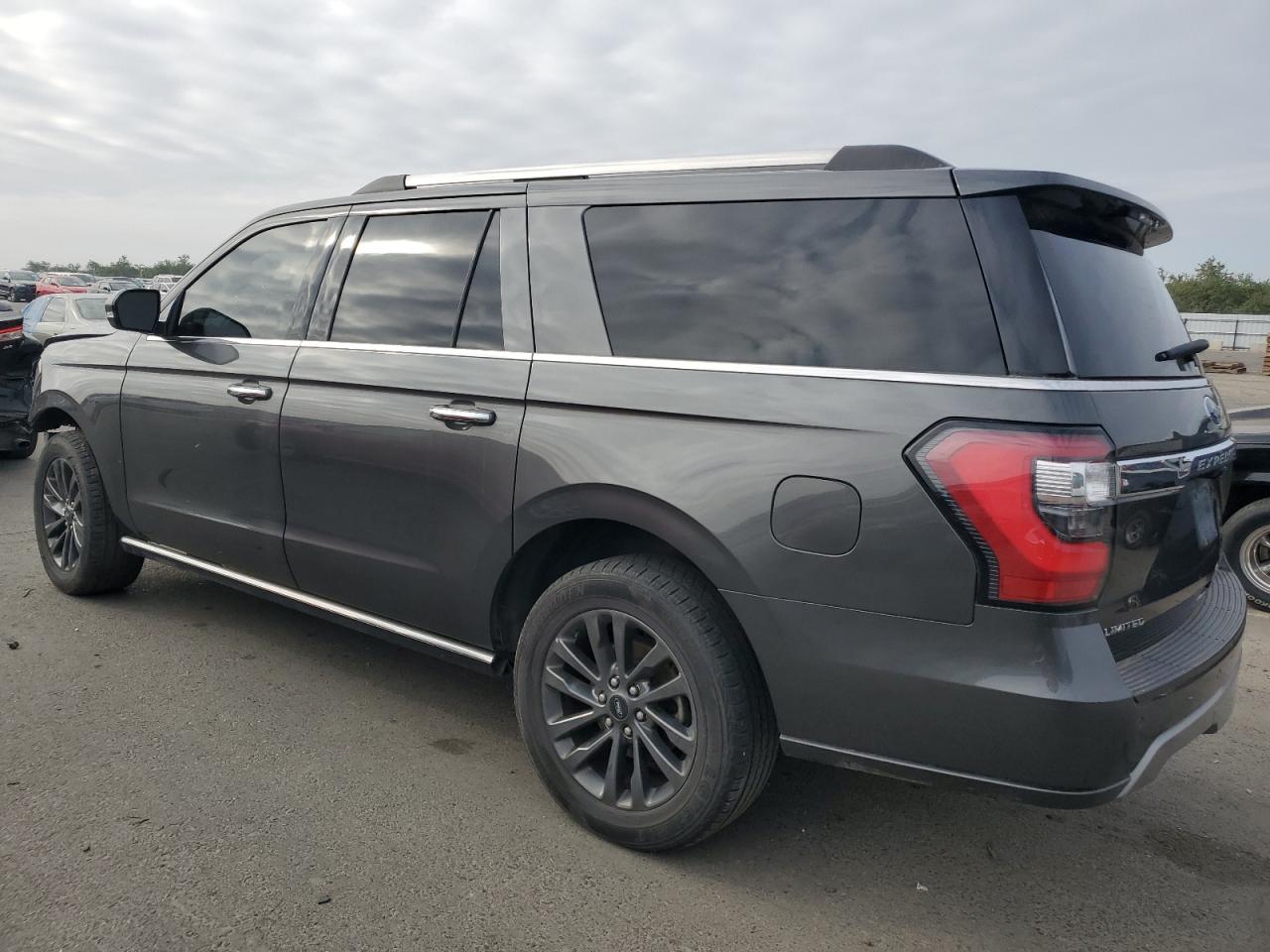 2020 Ford Expedition - Image 2