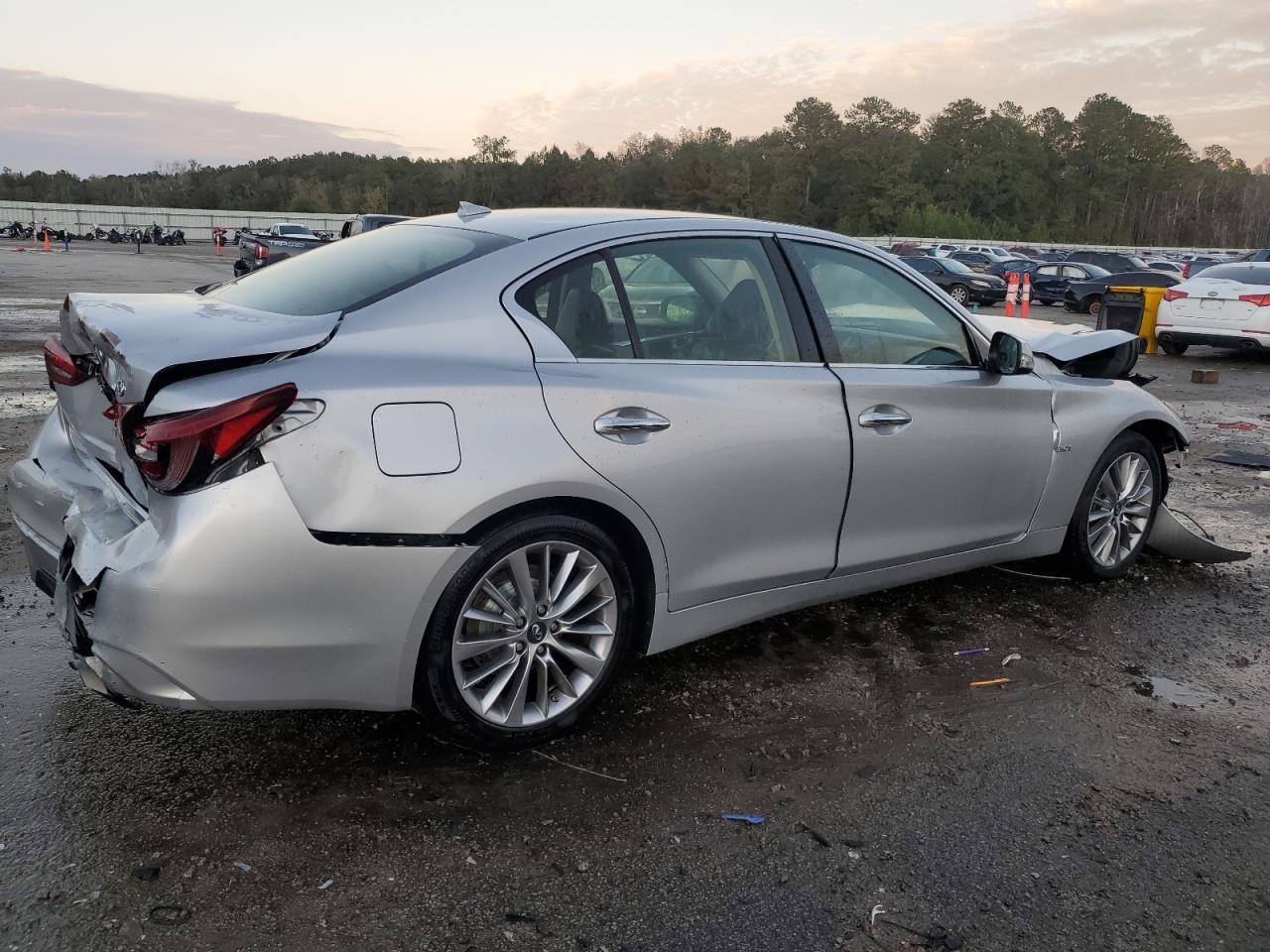 2018 Infiniti Q50 - Image 3