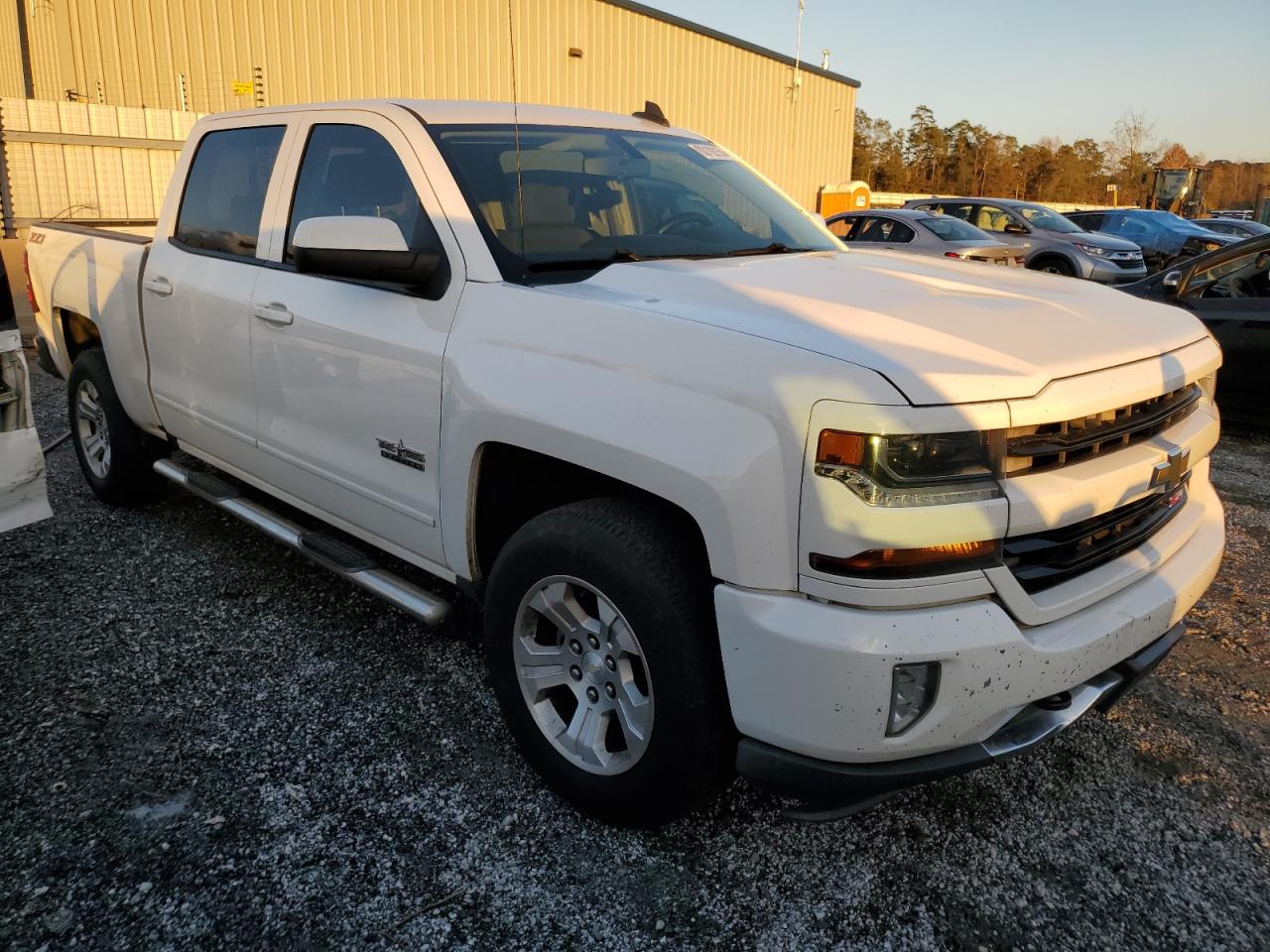 2016 Chevrolet Silverado - Image 4