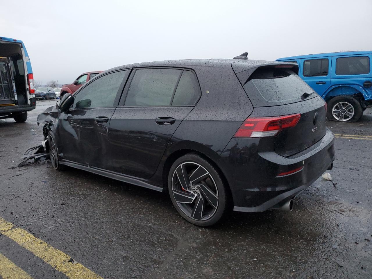 2022 Volkswagen GTI - Image 2