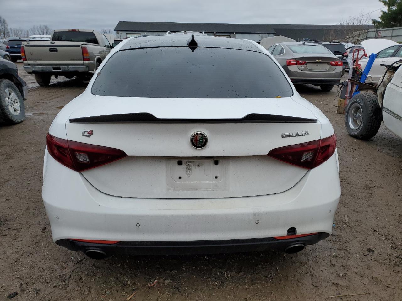 2020 Alfa Romeo Giulia - Image 6