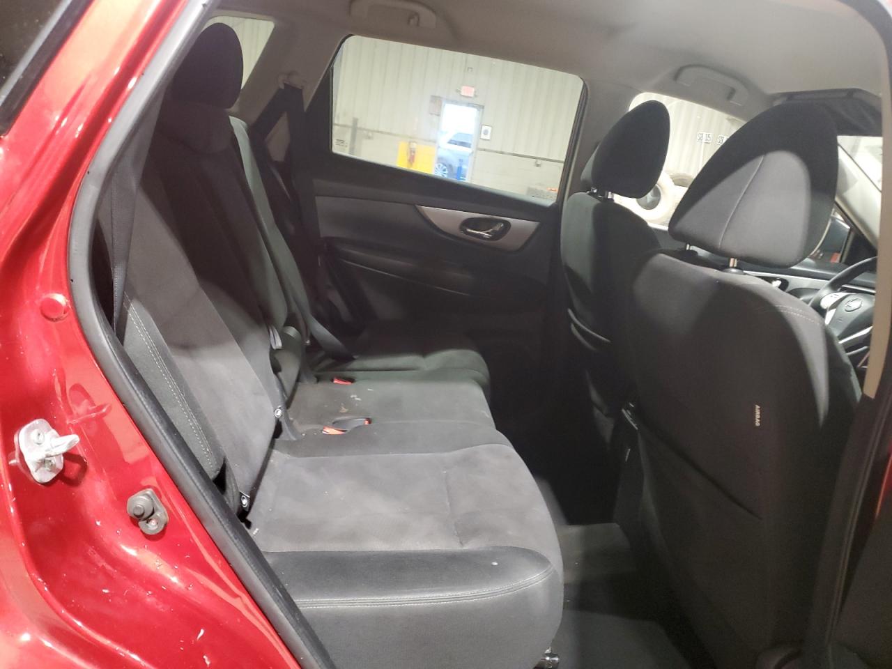 2016 Nissan Rogue - Image 12
