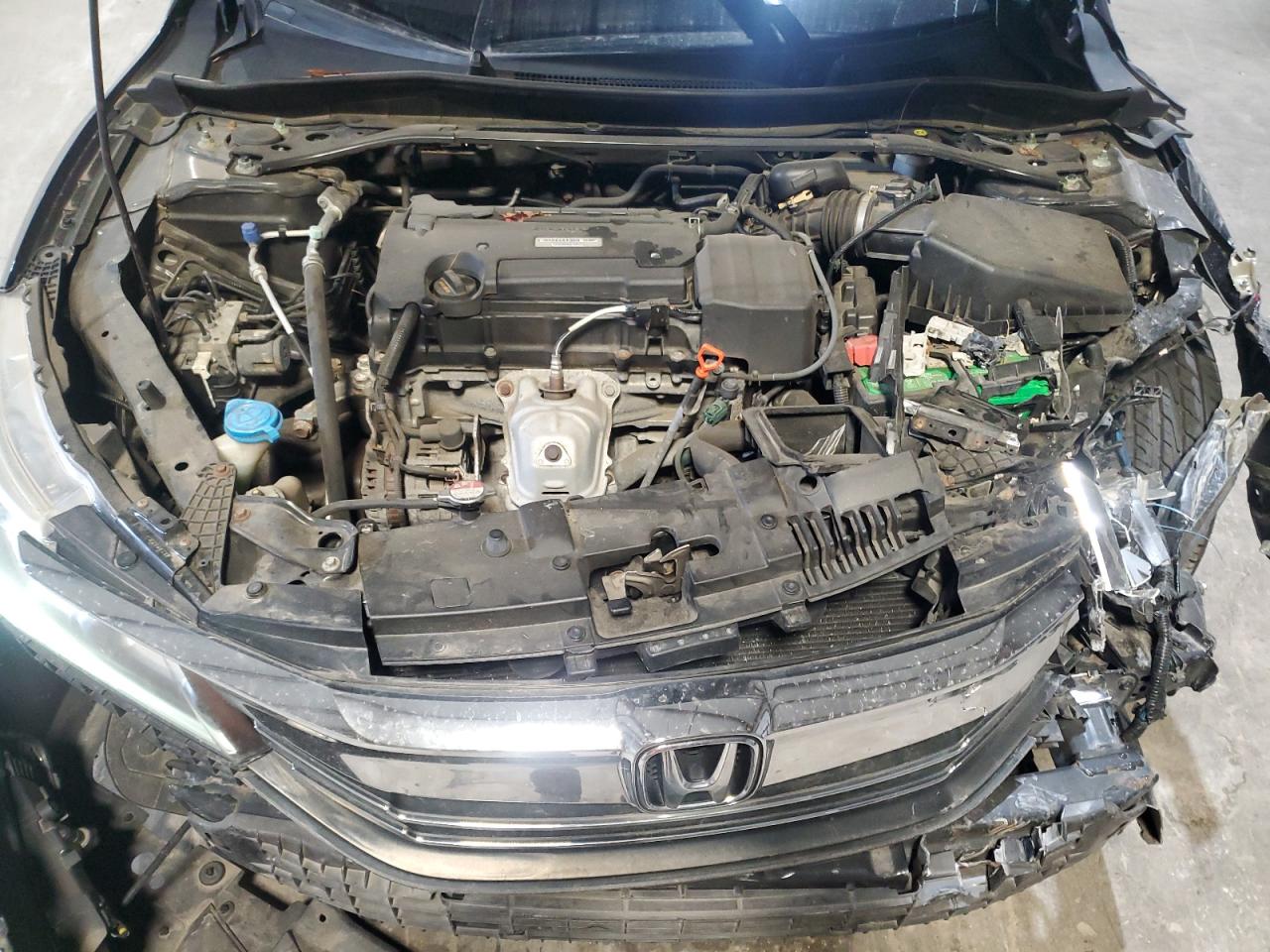 2016 Honda Accord - Image 13