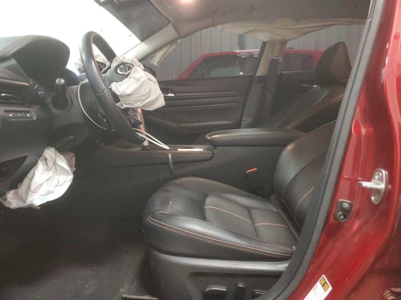 2020 Nissan Altima - Image 7