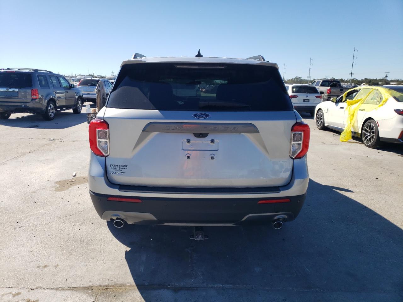 2023 Ford Explorer - Image 6