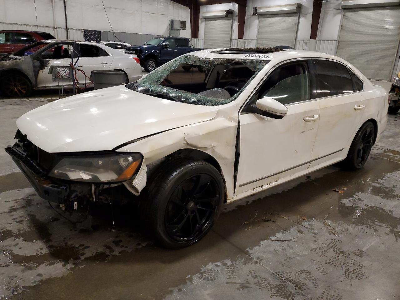 2014 Volkswagen Passat - Image 1