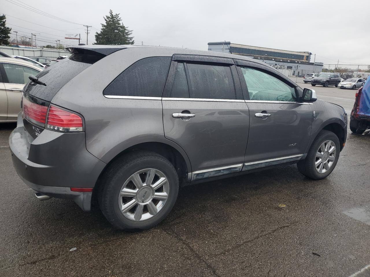 2010 Lincoln MKX - Image 3