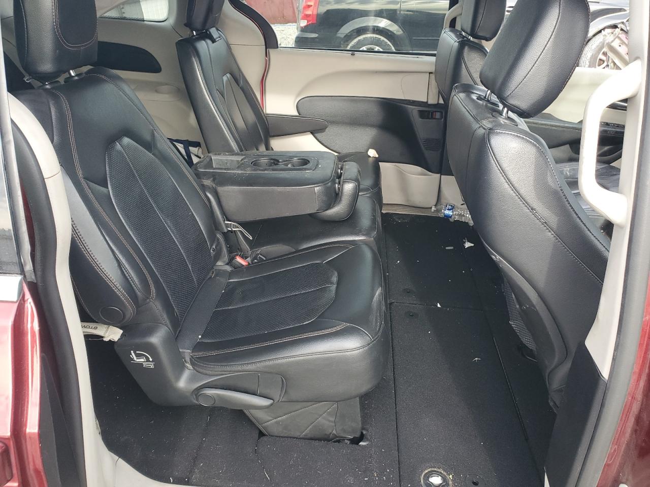 2019 Chrysler Pacifica Touring L VIN: 2C4RC1BGXKR655385 Lot: 82416034