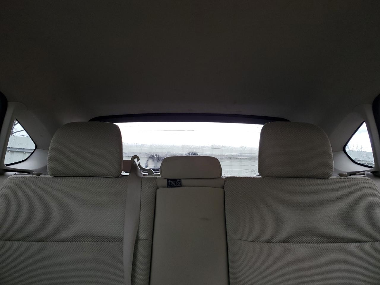 2014 Subaru XV - Image 10
