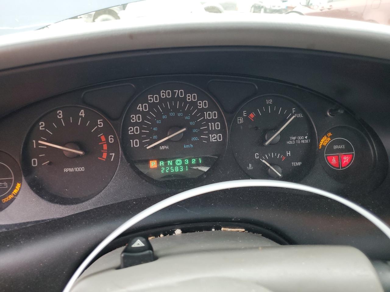 2003 Buick Regal - Image 9