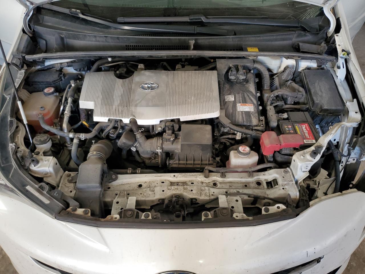 2017 Toyota Prius - Image 12